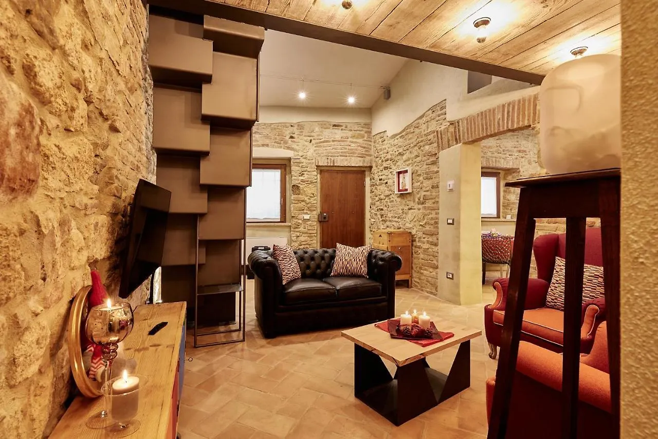 La Civetta, Montepulciano Apartment In Historical Center, Free Wifi Italy