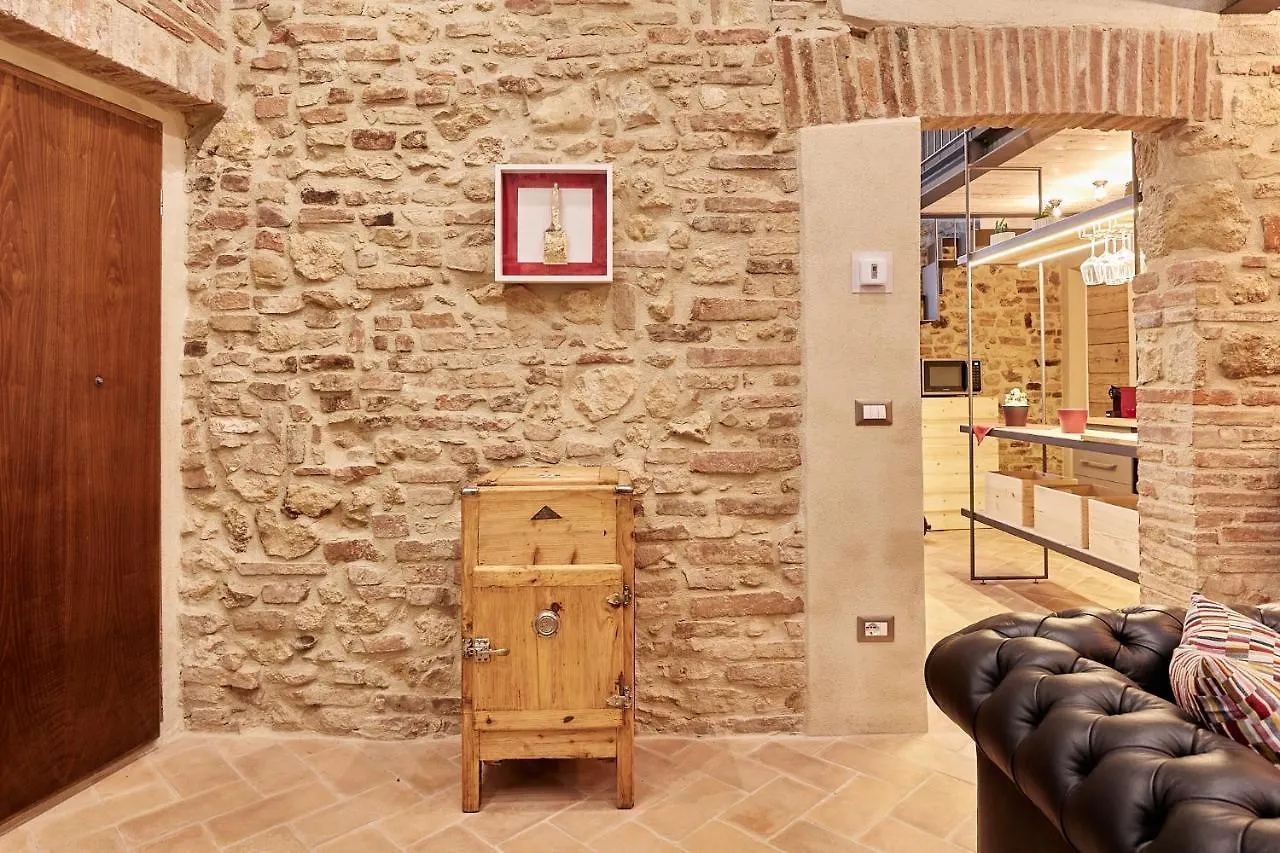 La Civetta, Montepulciano Apartment In Historical Center, Free Wifi