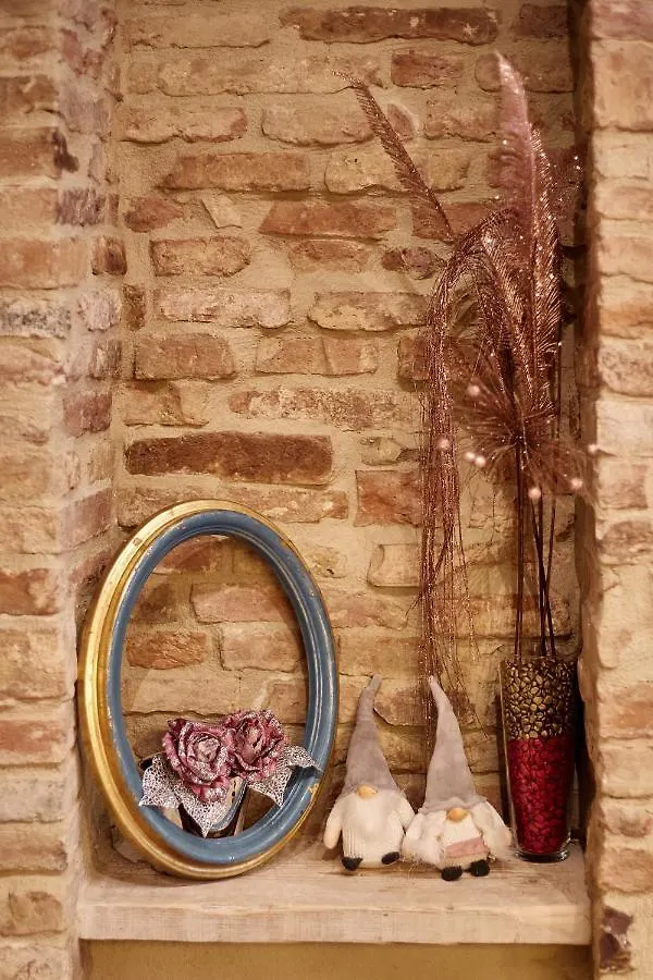 La Civetta, Montepulciano Apartment In Historical Center, Free Wifi Italy