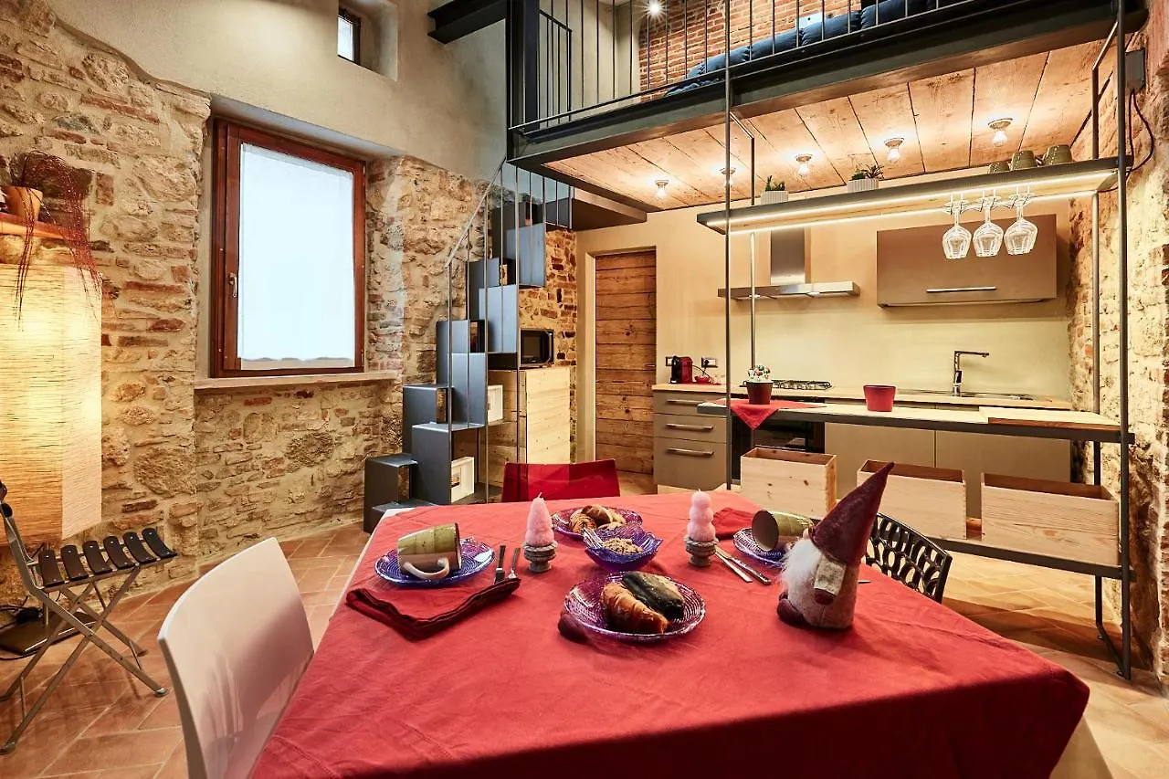 La Civetta, Montepulciano Apartment In Historical Center, Free Wifi